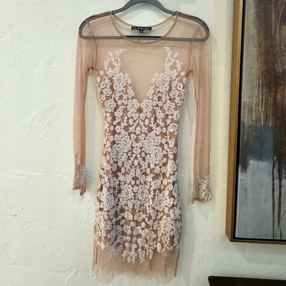 For love and lemons dress size xs